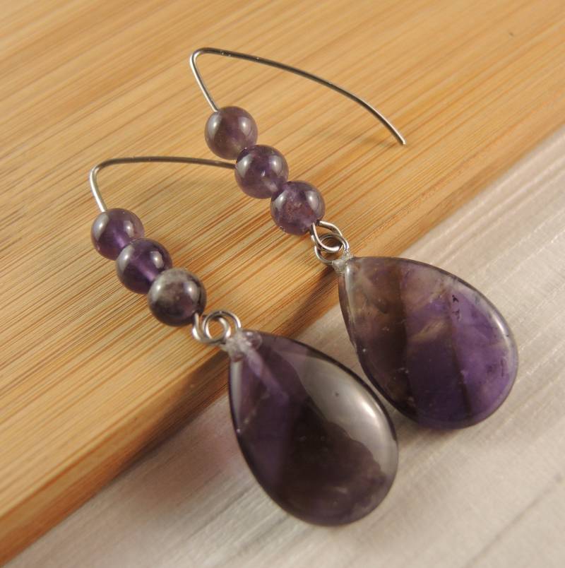 Amethyst, Edelstein, Träne, Statement, Baumeln Tropfen, Mode, Perlen Ohrringe, Edelstahl Haken von KartikaEarrings