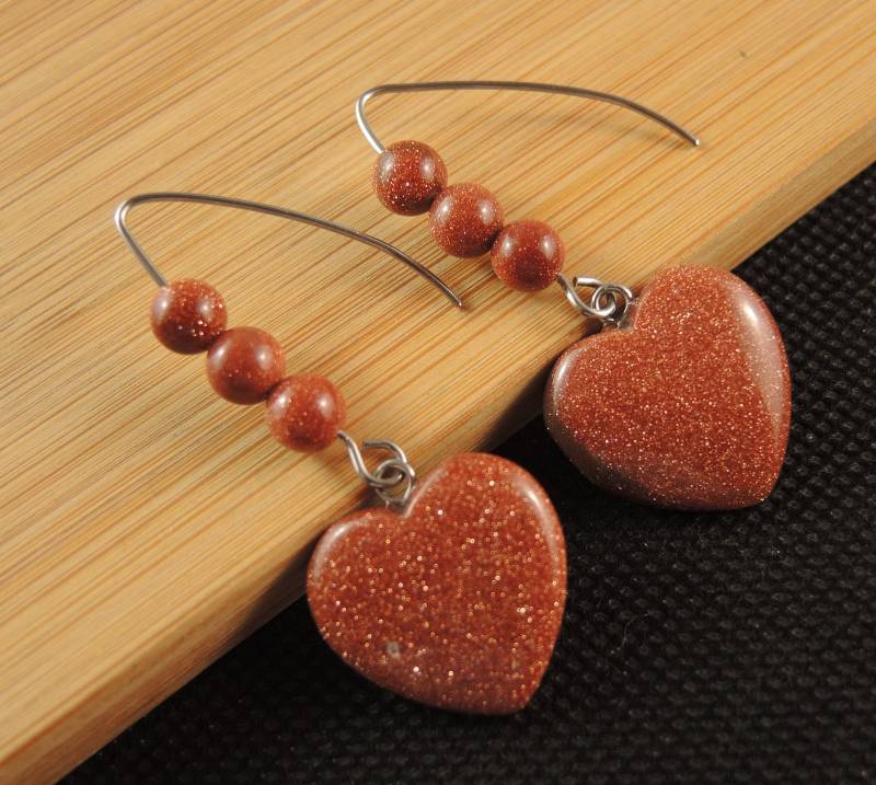 Braun Goldstone Herz Ohrringe Edelstahl Perlen Tropfen von KartikaEarrings