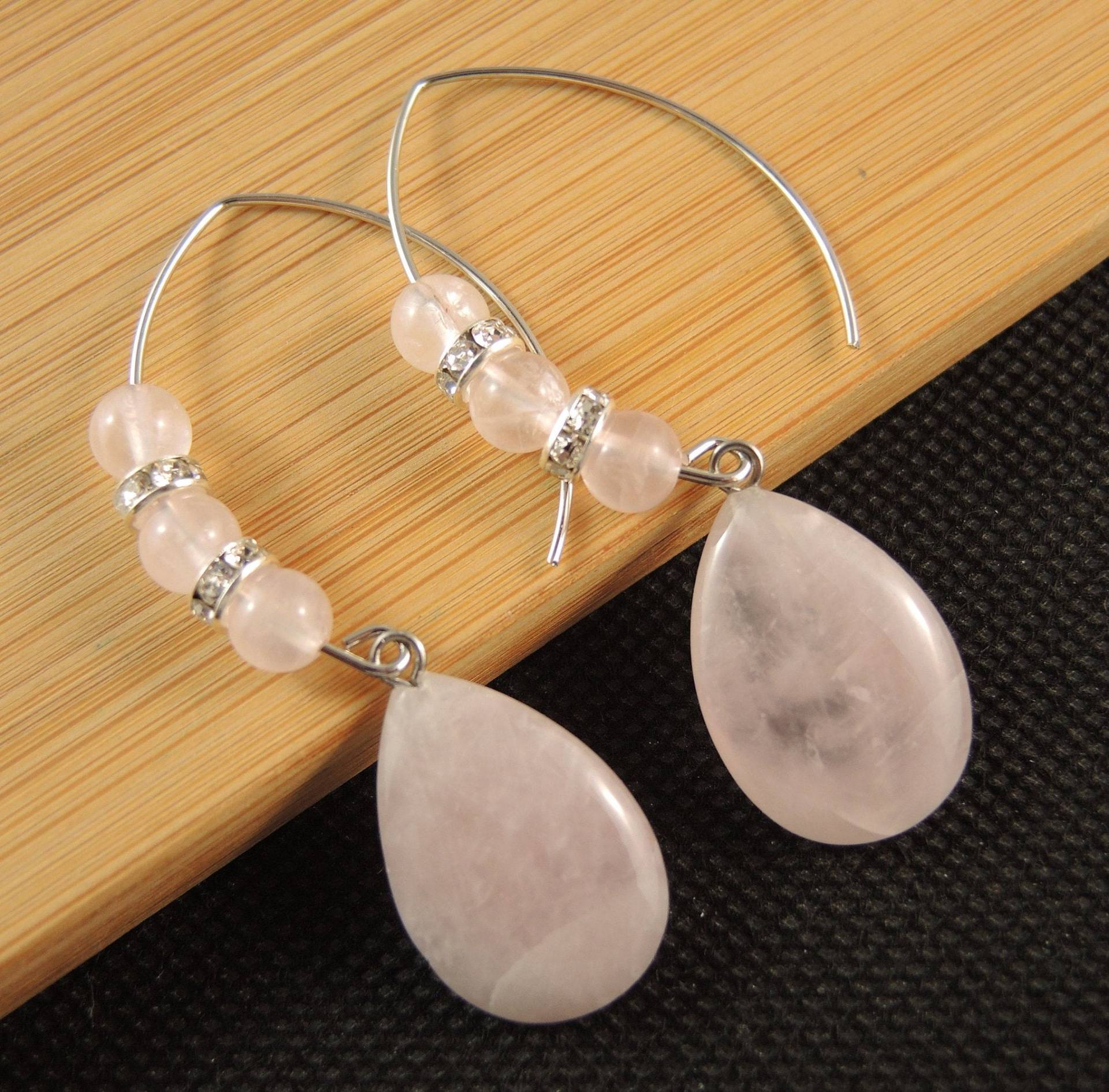 Rosenquarz Teardrop Baumeln Ohrringe Edelstahl Haken, Handgemacht in Australien von KartikaEarrings