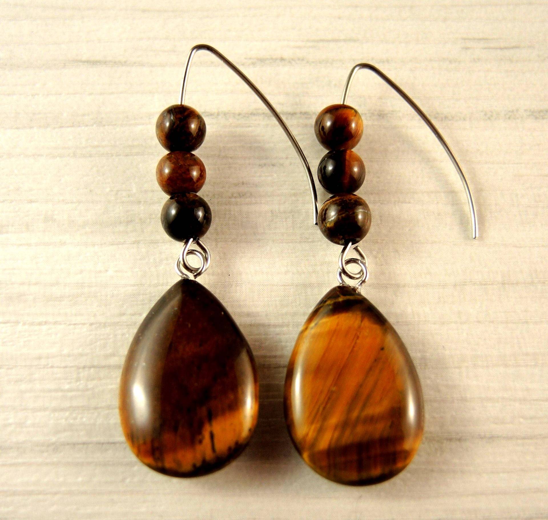 Tigerauge, Edelstein, Träne, Statement, Baumeln Tropfen, Mode, Perlen Ohrringe, Edelstahl Haken von KartikaEarrings