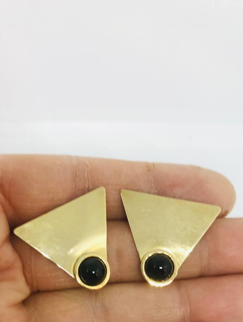 14K Goldohrringe - Goldedelsteinohrringe Schwarzer Onyx Gold Ohrring Goldene Blechohrringe -14K Dreieckförmige Ohrringe von KarynJamieDesigns
