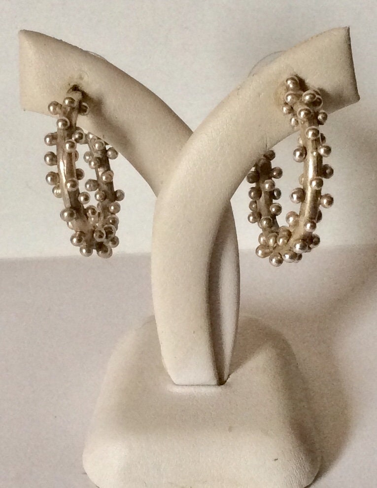 Artsy Sterling Creolen- Silber Hoop Ohrringe- Creolen Mit Posts- Künstler Ohrringe - Freundin Geschenk- Posts von KarynJamieDesigns