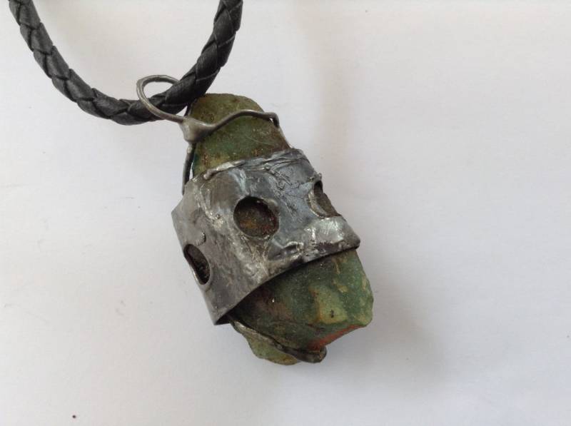 Aventurin Anhänger, Grüner Eingefasster Kristall, Großer Roher Kristall, Draht Gewickelter Kristall von KarynJamieDesigns