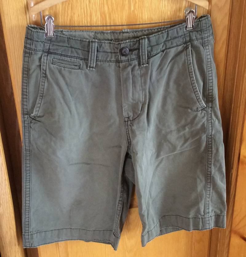 Camouflage Green Herren Cargo Shorts Größe 32 "Und 40" - Grüne Shorts - American Eagle " - Wrangler Camouflage Green Herren Cargo Shorts Größe 32 "Und 40" - Grüne Shorts - American Eagle " - Wrangler von KarynJamieDesigns