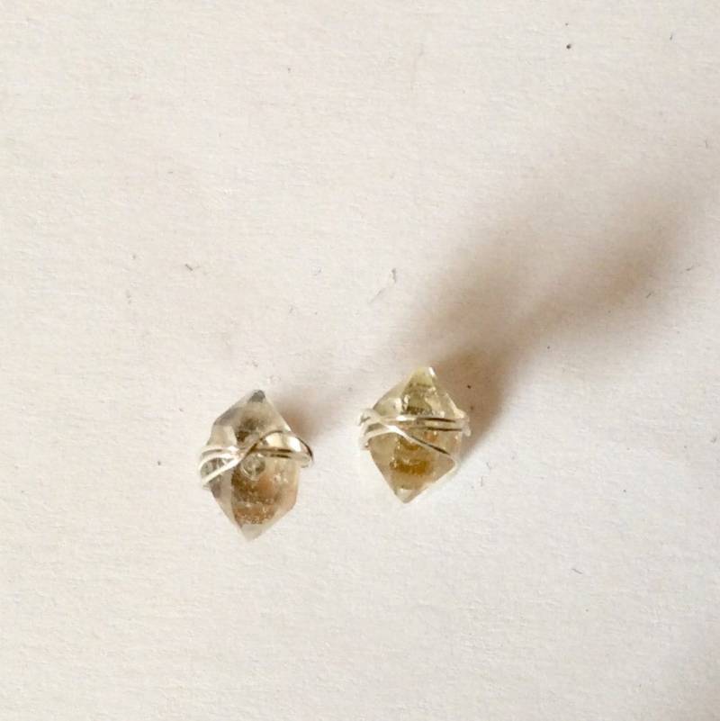 Herkimer Diamant Ohrstecker - Sterling Wrapped Minalmist Rohe Geschenk Junge von KarynJamieDesigns