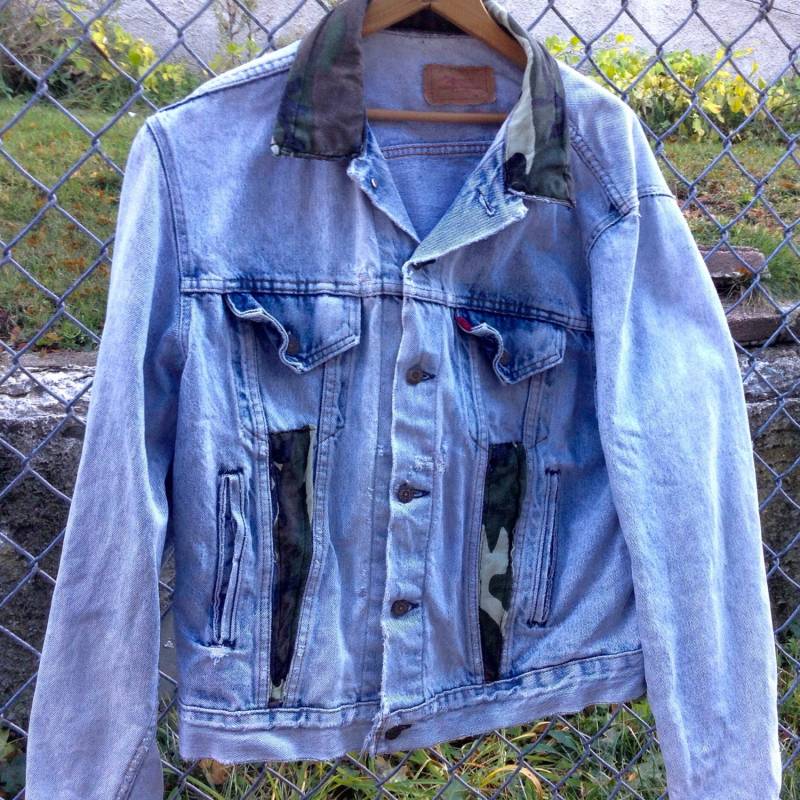 Jeansjacke -Levi Vintage Jeansjacke- Verzierte Levi - Jacke Sz Lg Geschenk Freundin Individuell von KarynJamieDesigns