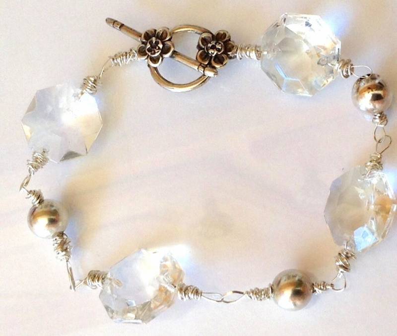 Kristall Armband - Blumen Toggle Sterling Wire Twisted Silber Geschenk Für Sie Mom Handgemacht von KarynJamieDesigns
