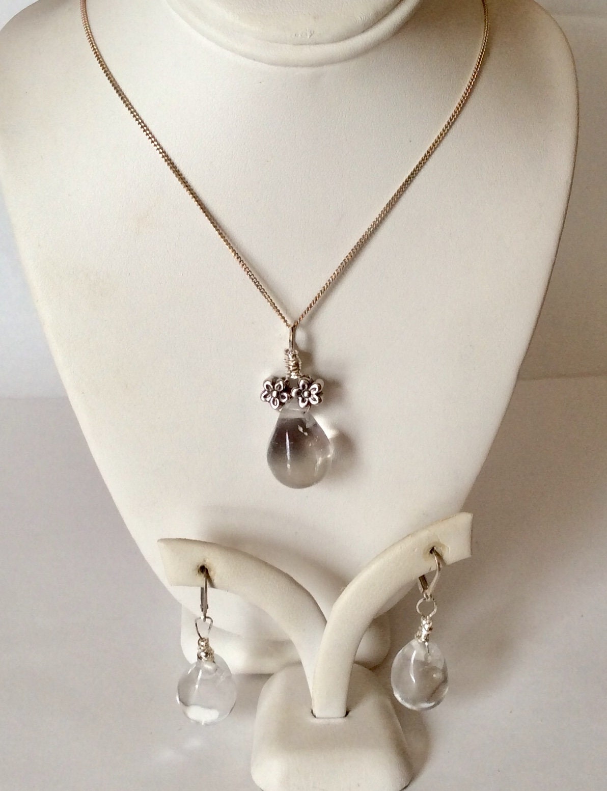 Kristall Tropfen Halskette - Silber Verpackt Blume Teardrop Ohrringe Hochzeitsschmuck Und Set von KarynJamieDesigns