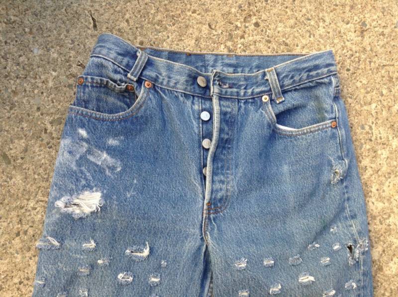 Levi Vintage Jeans - Distressed S Herren Buttondown Blue Buttonfly 701 , 501 von KarynJamieDesigns