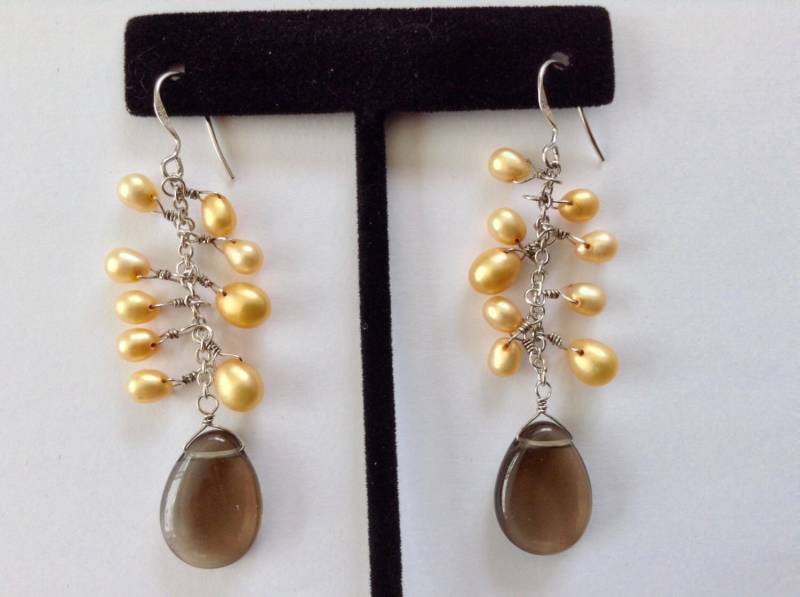 Perlenohrringe Rauchquarz - Gelbe Zuchtperlenohrringe Sterlingperlenohrringe Rauchquarzperlen von KarynJamieDesigns