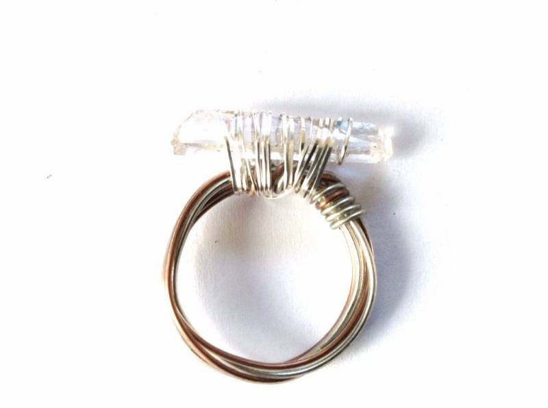 Quarz Ring - Sterling Draht Gewickelt Größe Zehn Bergkristall Nobium Edelstein Handgemacht von KarynJamieDesigns