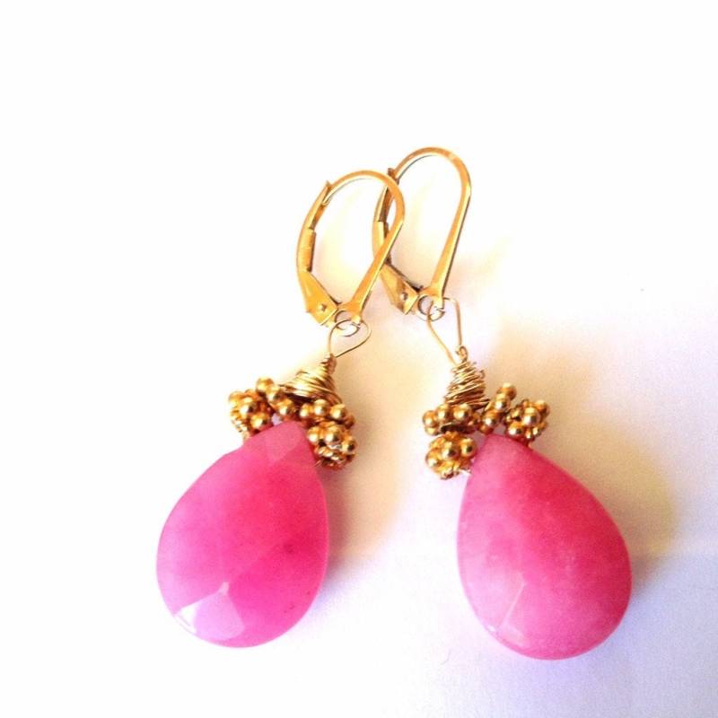 Rosa Stein Leverback Ohrringe - Eingewickelte Briolette Gold Chalcedon Baumeln Tropfen Geschenk Für Sie von KarynJamieDesigns