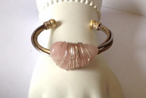 Rosenquartz Cuff - Sterling Rosequartz Armband-Rosenquarz Cuff-Rohquarz Armband-Gewickelt Rose Quartz Armband-Kristall Armband-Geschenk Für von KarynJamieDesigns