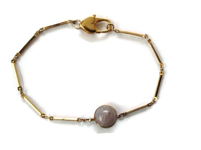 Rosenquarz Cabachon Armband - Gold Gliederarmband Herz Handgemachtes von KarynJamieDesigns