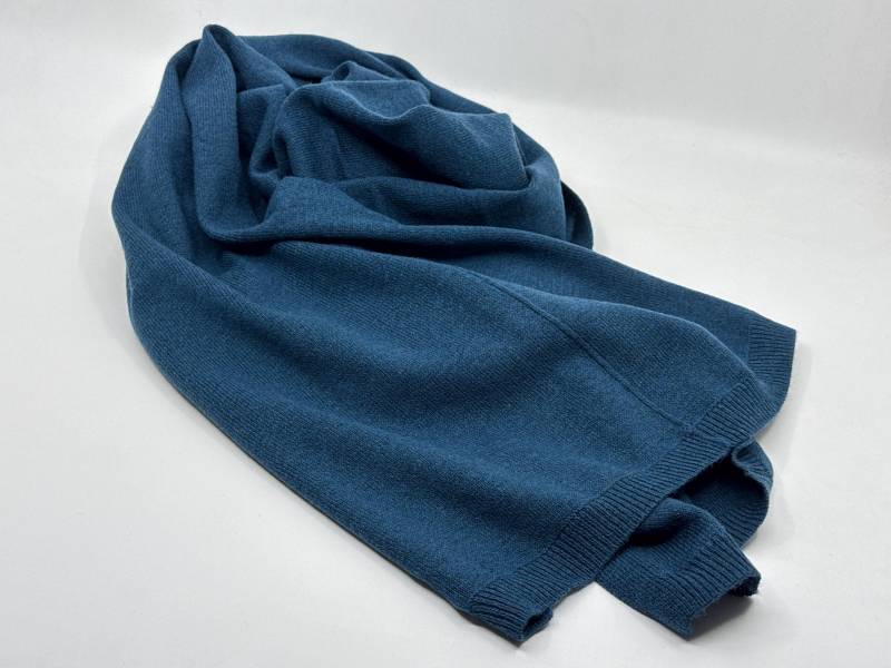 Petrol - Frühlingsstrickschal Für Sie Oder Ihn von KashmirTraumInsa