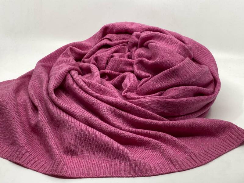 Pink Kuschliger Kashmirstrickschal Für Sie Oder Ihn von KashmirTraumInsa