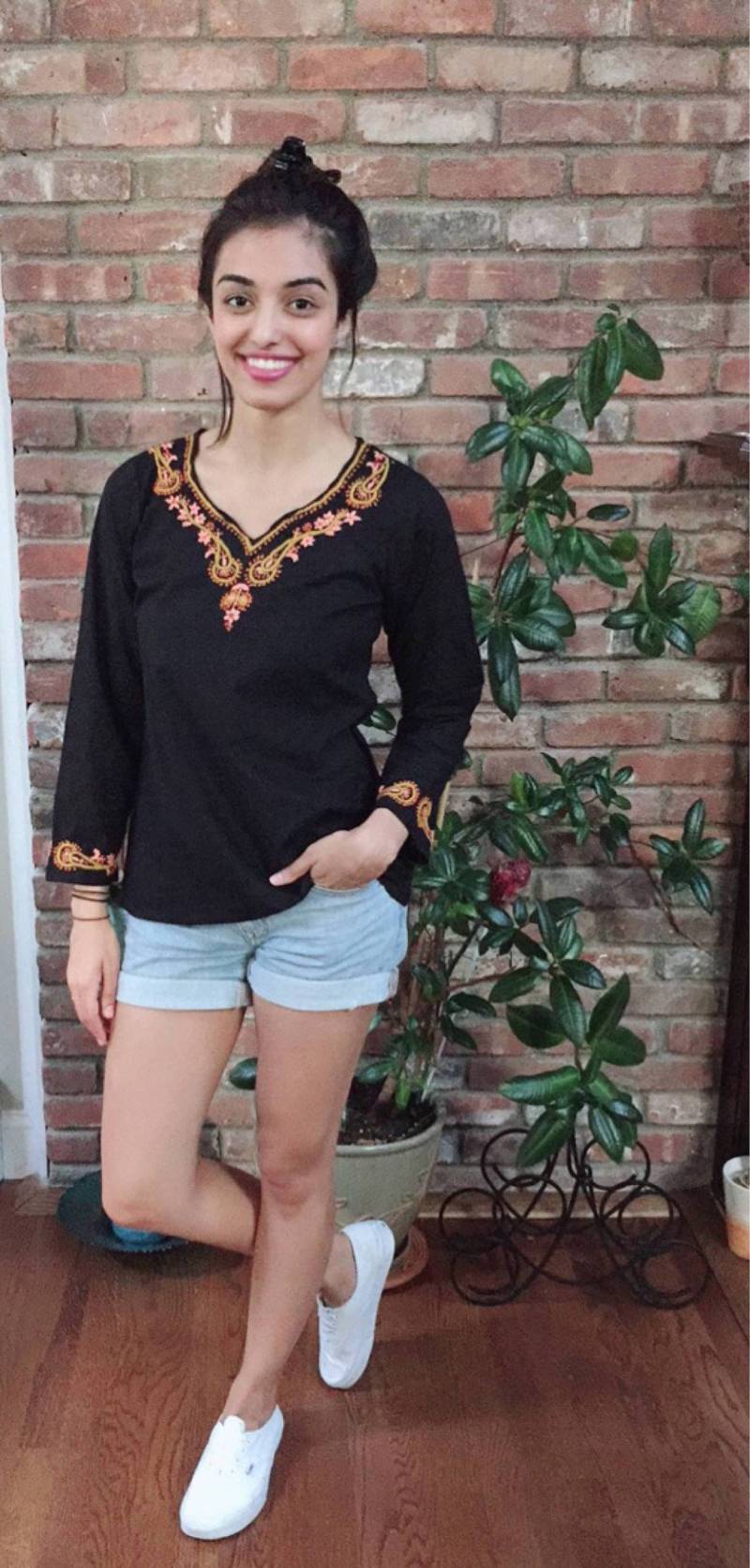 Petite/Plus Größen 100% Baumwolle Schwarz Besticktes Top~Tunika~Bluse - Full Sleeve | xxs-5xl -(T50 von Kashmirvalley