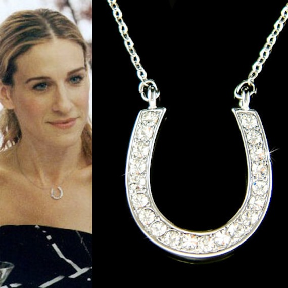 Big Lucky Swarovski Crystal Giddy Up Horseshoe Western Cowgirl Cowboy Celebrity Sterling Silber Halskette 20. 21. Geburtstag Weihnachtsgeschenk von Kashuen