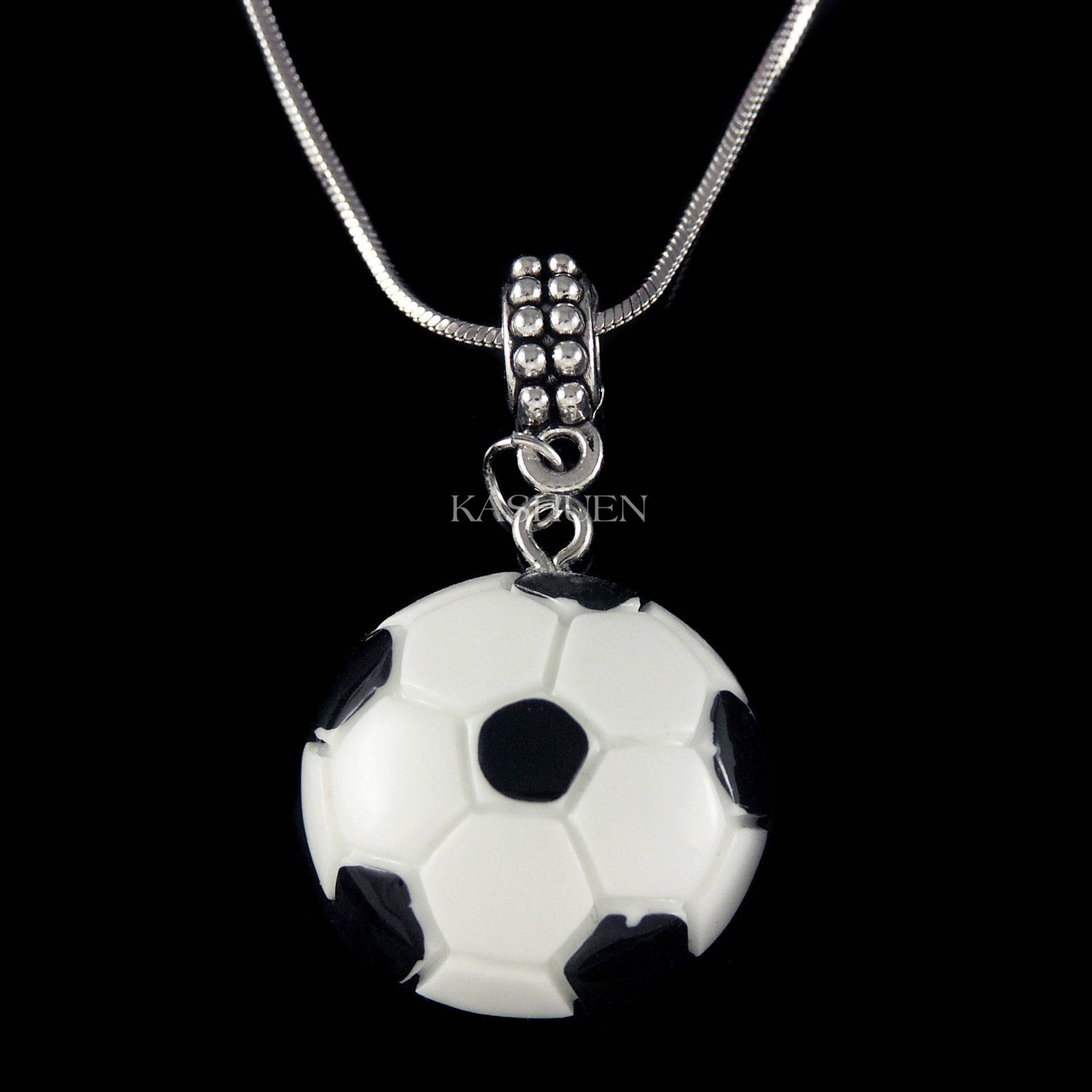 Resin Niedliche Schwarz Weiß Fußball Halskette Unisex Schmuck Jungen Männer Mädchen Weihnachten Geburtstag Geschenke Für Enkelin Tochter Neu von Kashuen