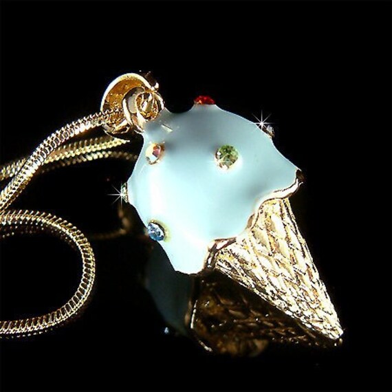 Swarovski Crystal 3D Blue Blueberry Eistüte Mädchen-Party-Dusche-Charme-Vergoldete Ketten-Halskette Mädchen Schmuck Weihnachten Geburtstagsgeschenk von Kashuen