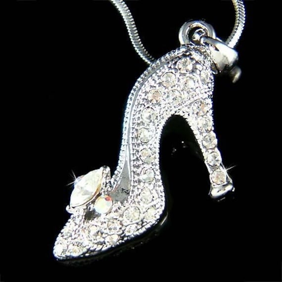 Swarovski Crystal Cinderella Glass Slipper Halskette Prinzessin High Heel Schuh Braut Hochzeit Märchen Schmuck Fantasy Magical Geburtstagsgeschenk von Kashuen
