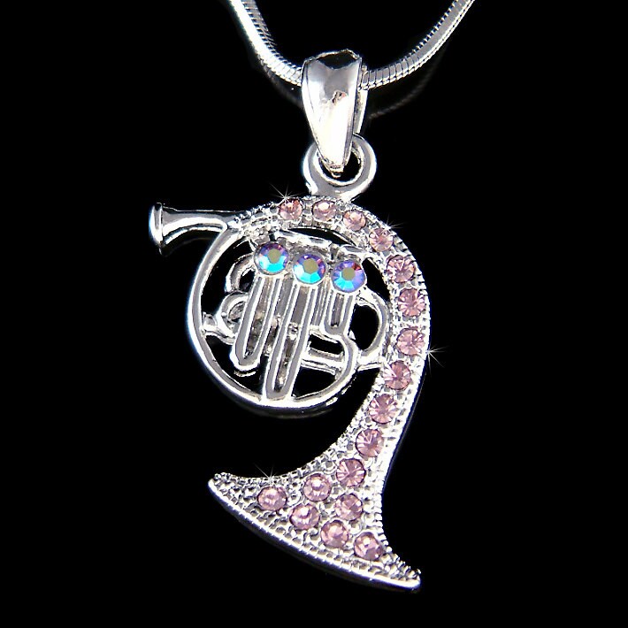 Swarovski-Kristall, Lila Messing, Waldhorn-Halskette, Kornett, Musiker, Musik, Musikinstrument, Weihnachten, Geburtstag, Geschenke, Passend Für von Kashuen