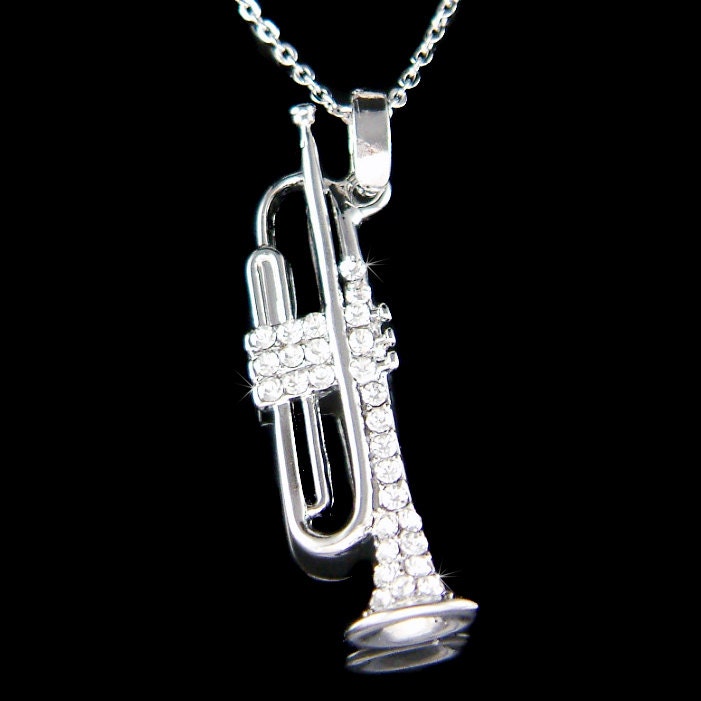 Swarovski Kristall Bach King Messing Trompete Sterling Silber Halskette Musik Student Musikinstrument Schmuck Musiker Weihnachten Geburtstagsgeschenk von Kashuen