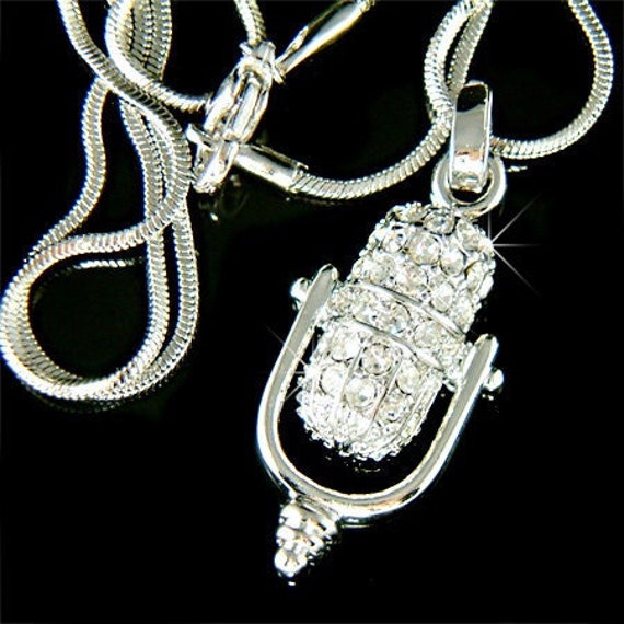 Swarovski Kristall Musik Sänger Retro Studio Mikrofon Band Gesang Halskette Schmuck Unisex Männer Ihn Lehrer Trainer 40. Geburtstag von Kashuen