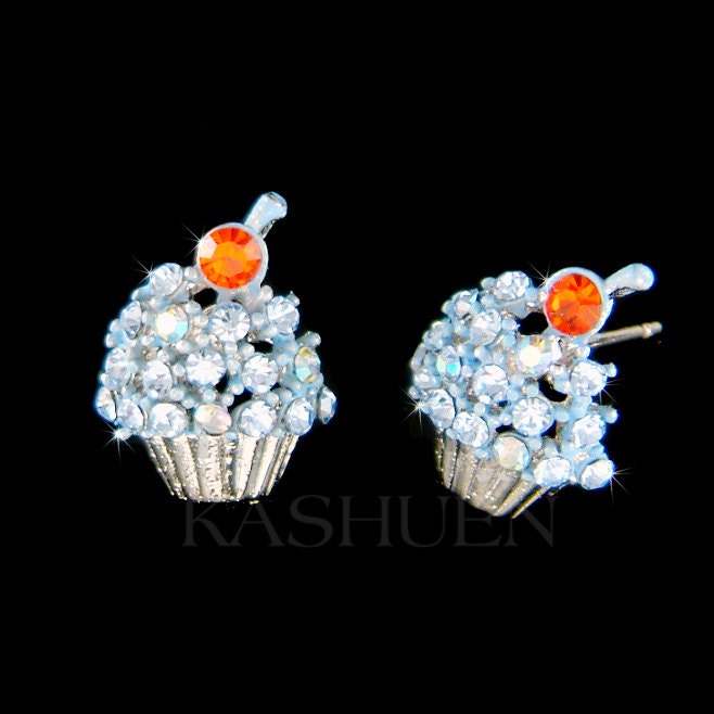 Swarovski Kristall Niedliche Blaubeere Cupcake Ohrringe, Mini Dessert Schmuck, Backen Liebhaber Bestie Bff Baker Geburtstag Lecker Foodie von Kashuen