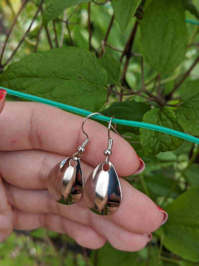 Locken Ohrringe, Angeln Schmuck, Boho Angeln, Spinner Klingen Geschenk Für Sie, Baumeln Ohrringe Locken Ohrringe, Angeln Schmuck, Boho Angeln, Spinner Klingen Geschenk Für Sie, Baumeln Ohrringe von KasiasWildMoonStudio