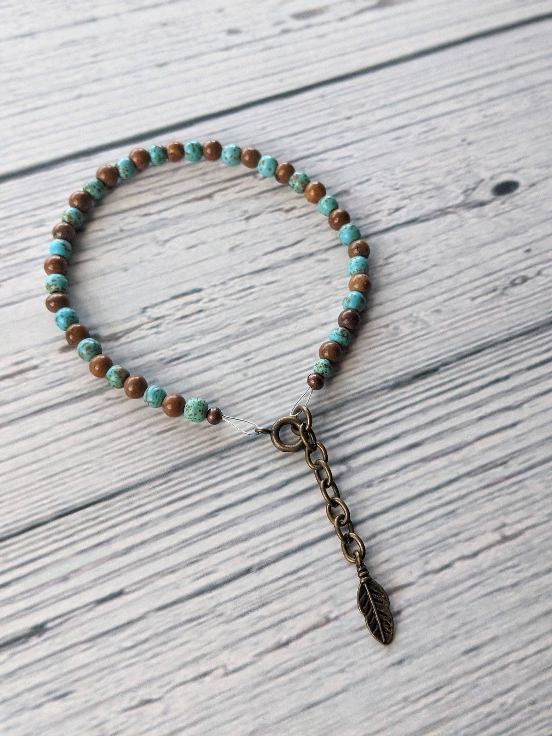 Magnesit Armband, Boho Feder Edelstein Schmuck, Naturstein Geschenk Für Sie, Zierliche Armband Magnesit Armband, Boho Feder Edelstein Schmuck, Naturstein Geschenk Für Sie, Zierliche Armband von KasiasWildMoonStudio
