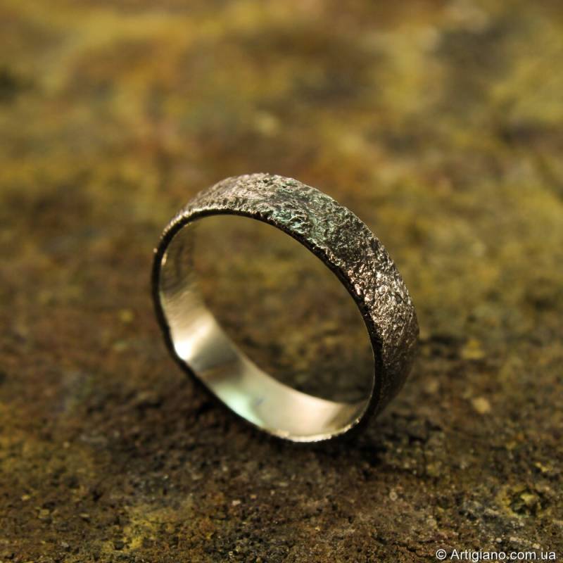 Rustikaler Herrenring Aus Sterlingsilber, Roher Ring, Strukturring, Industriering, Oxidierter Silberring, Rustikaler von KasyanenkoJewelry