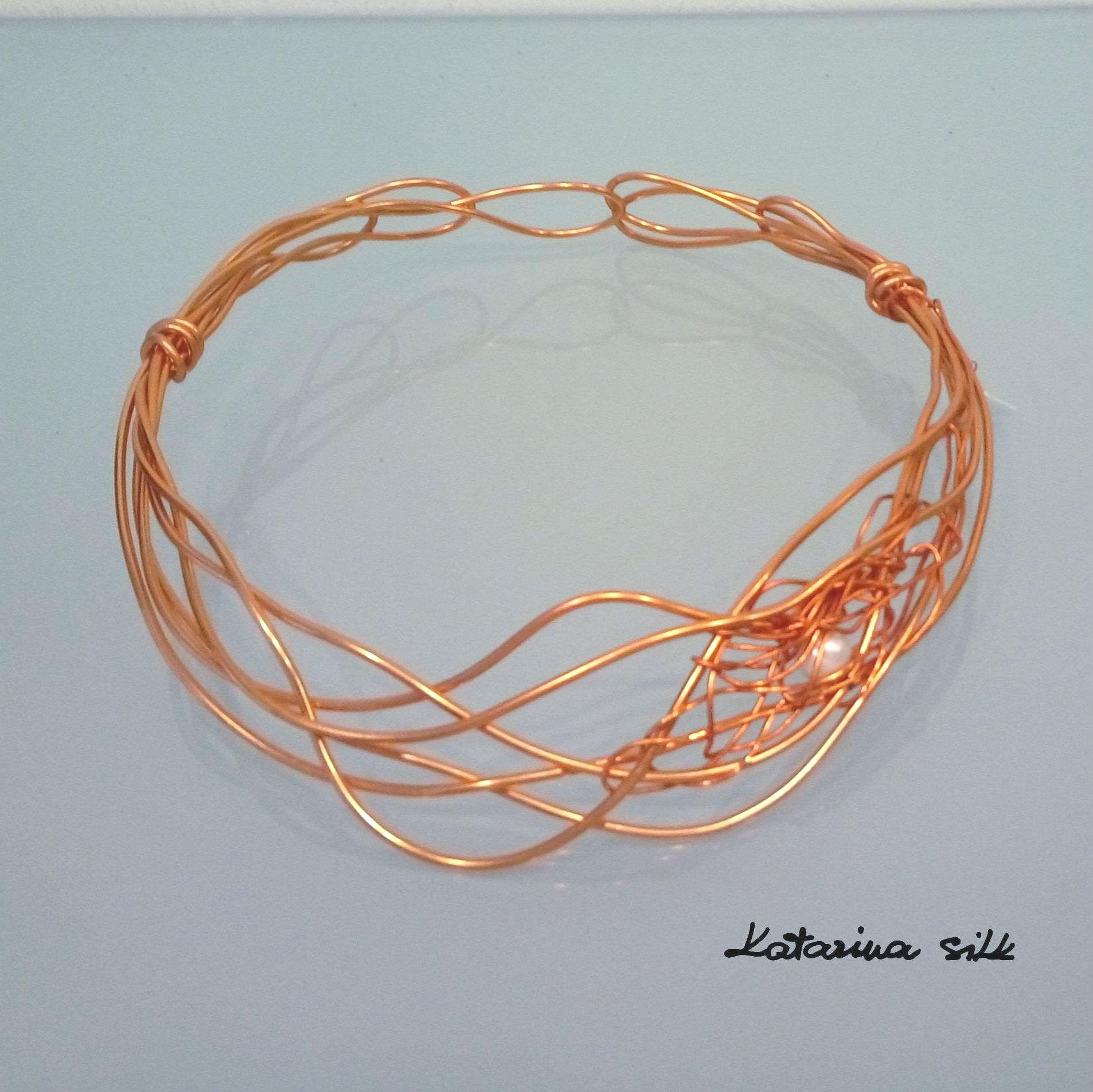 Elegante Halskette, Drahtkette Mit Perle, Einzigartige Halskette von KatarinaSilkJewelry