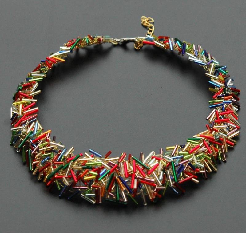 Regenbogen Halskette, Frau Einzigartiges Geschenk, Glasperlen Halskette Für Sie, Statement Frauen von KatarinaSilkJewelry