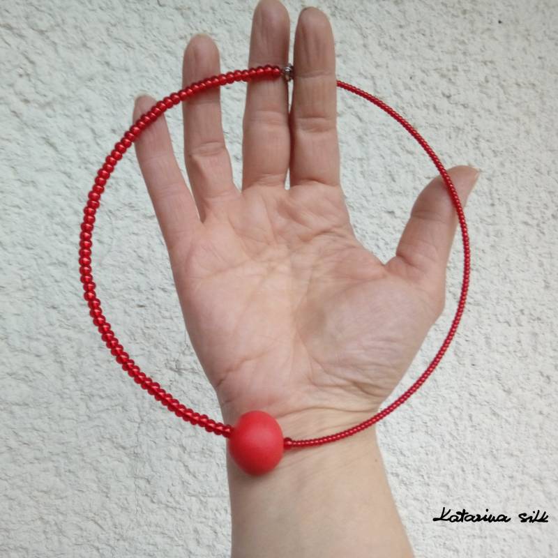 Rote Halskette, Für Ein Mädchen Geschenk, Weihnachtsgeschenk-Idee Frauen-Geschenke von KatarinaSilkJewelry