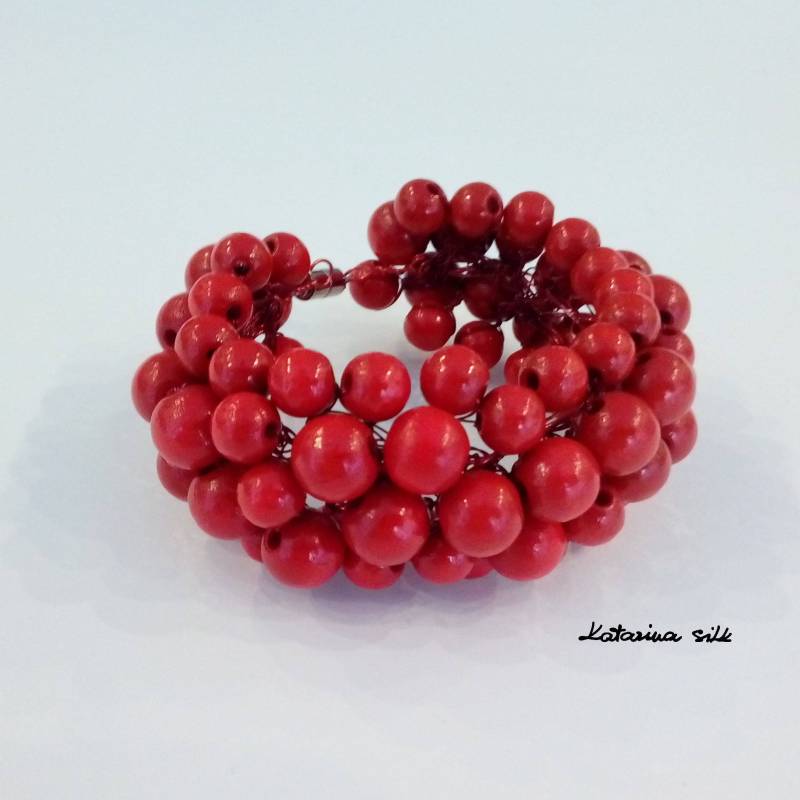 Rote Holzperlen Armband, Große Mode Armband Für Frauen, Geschenk Sie von KatarinaSilkJewelry
