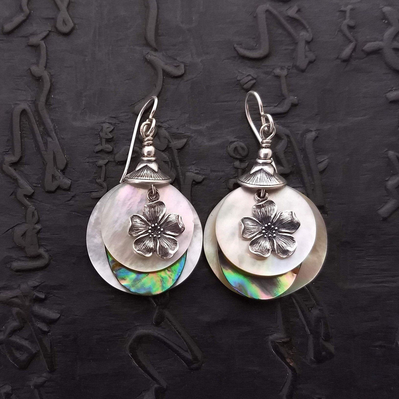 Natürlicher Handgemachter Ohrhänger Aus Sterling Silber 925 Schmuck Natürlicher Handgemachter Ohrhänger Aus Sterling Silber 925 Schmuck von KateNolanJewelry
