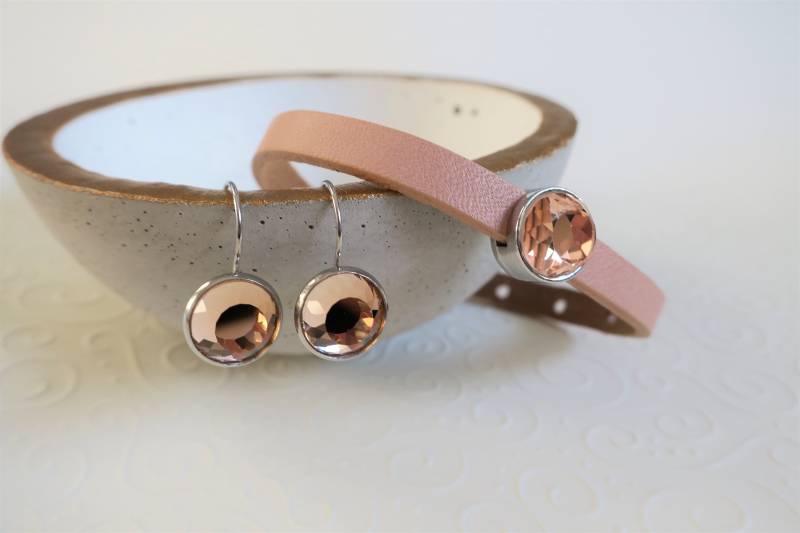 Mandelblüte - Set Lederarmband & Ohrhänger Rosé Mandelblüte - Set Lederarmband & Ohrhänger Rosé von KateUndMo