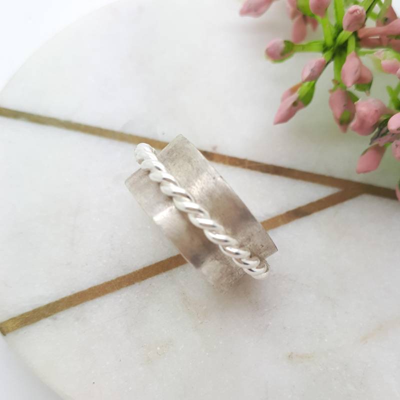 Drehring Silber 925 Ca. 10 Mm Breit, Matt Gebürstet Mit Einem Beweglichen Kordelring von KatharinaVeySchmuck