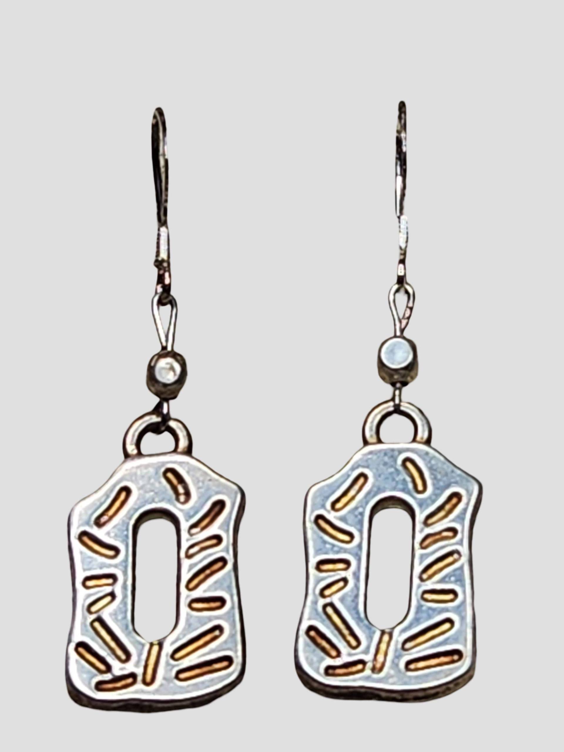 Gehämmerte Metallohrringe | E43 Gehämmerte Metallohrringe | E43 von KathiesJewelryDesign
