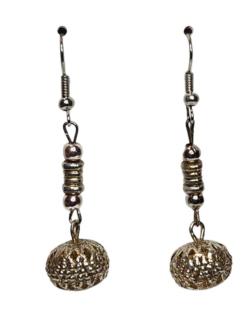 Silberne Kugelohrringe | E38 Silberne Kugelohrringe | E38 von KathiesJewelryDesign