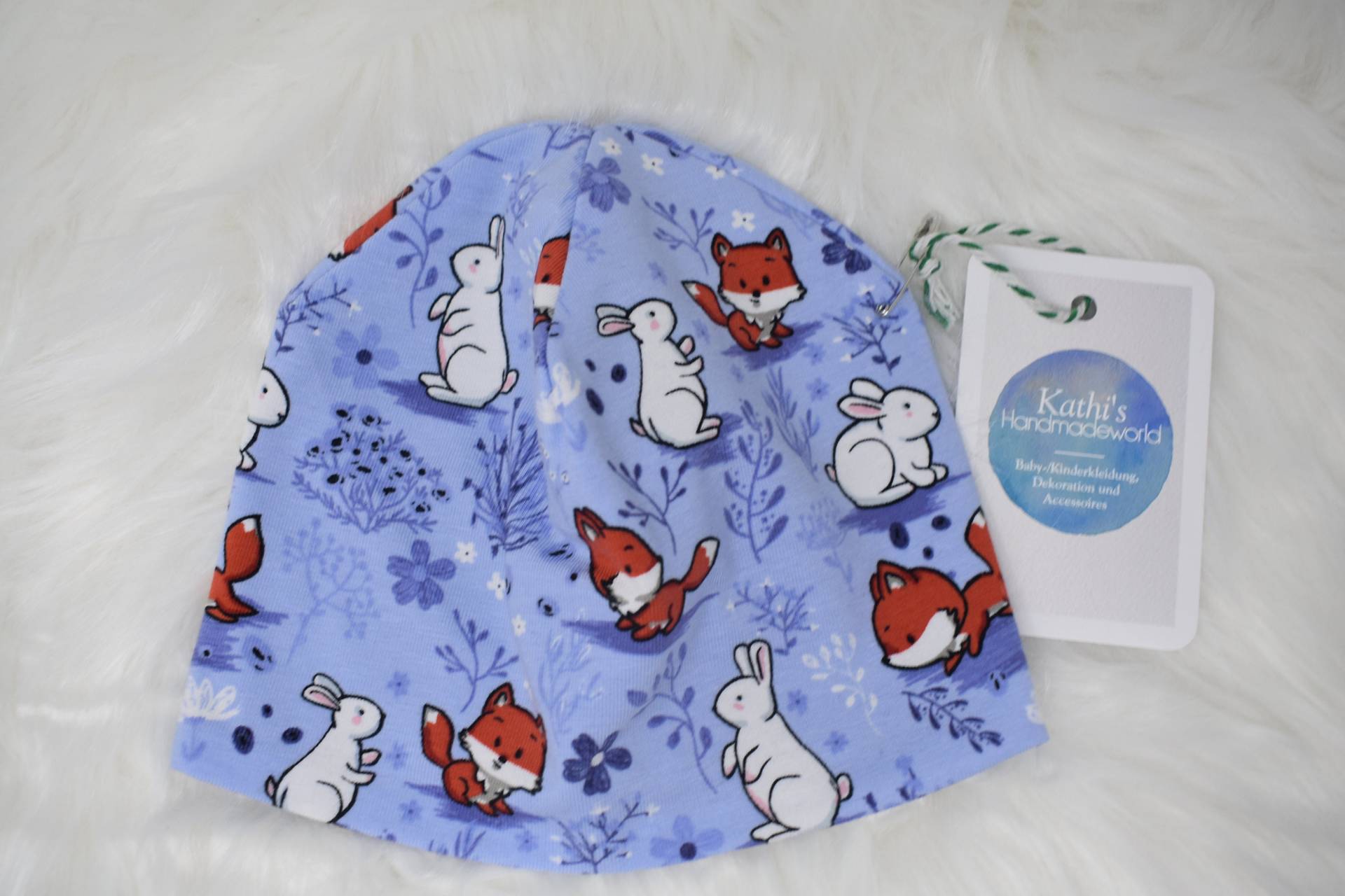 Beanie "Fuchs Und Hase - Flieder" von KathisHandmadeworld