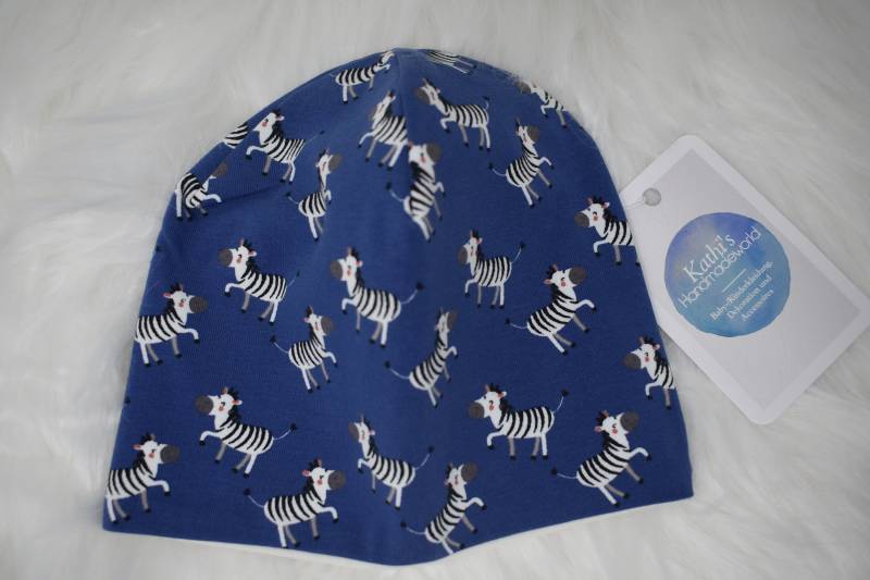 Beanie "Zebra" von KathisHandmadeworld