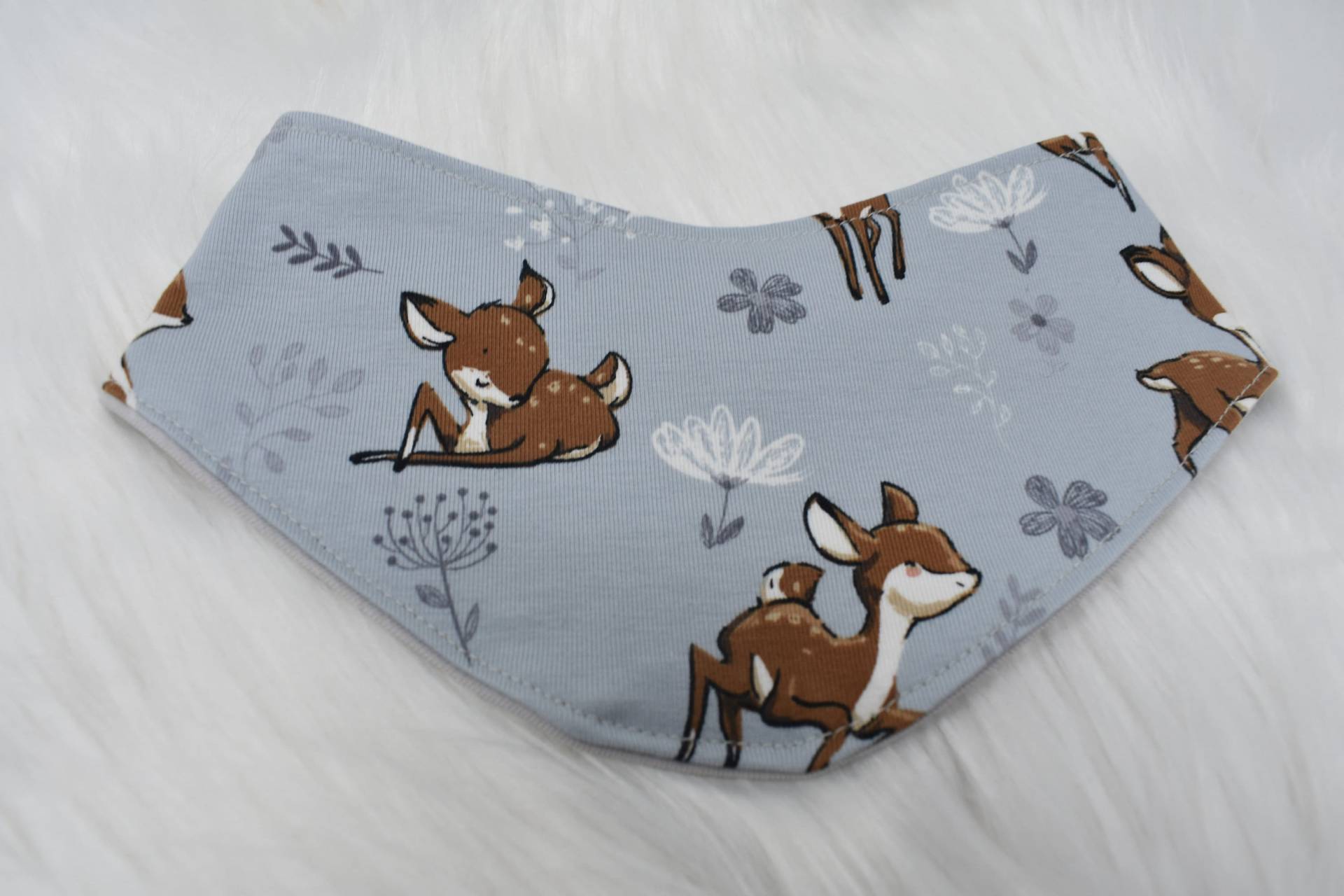 Halstuch "Sweet Animals - Reh/Grau" von KathisHandmadeworld
