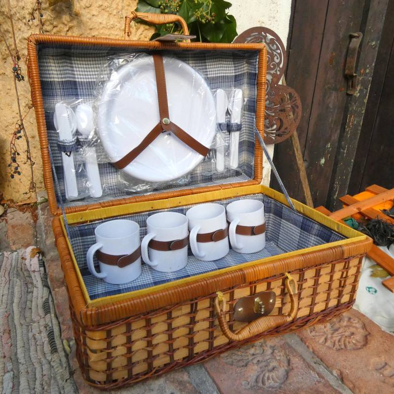 Picknickkorb Für 4 Personen, Groß von KathisHotchpotch