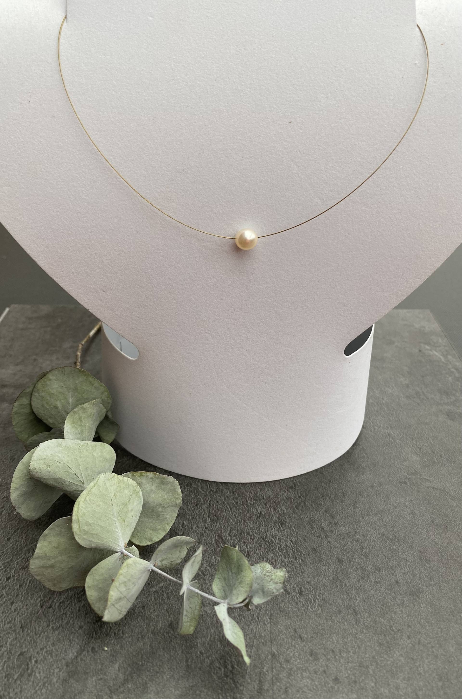 Halsreif Mit Perle Kette Halsreif Mit Perle Kette von KathrinsKettenkram