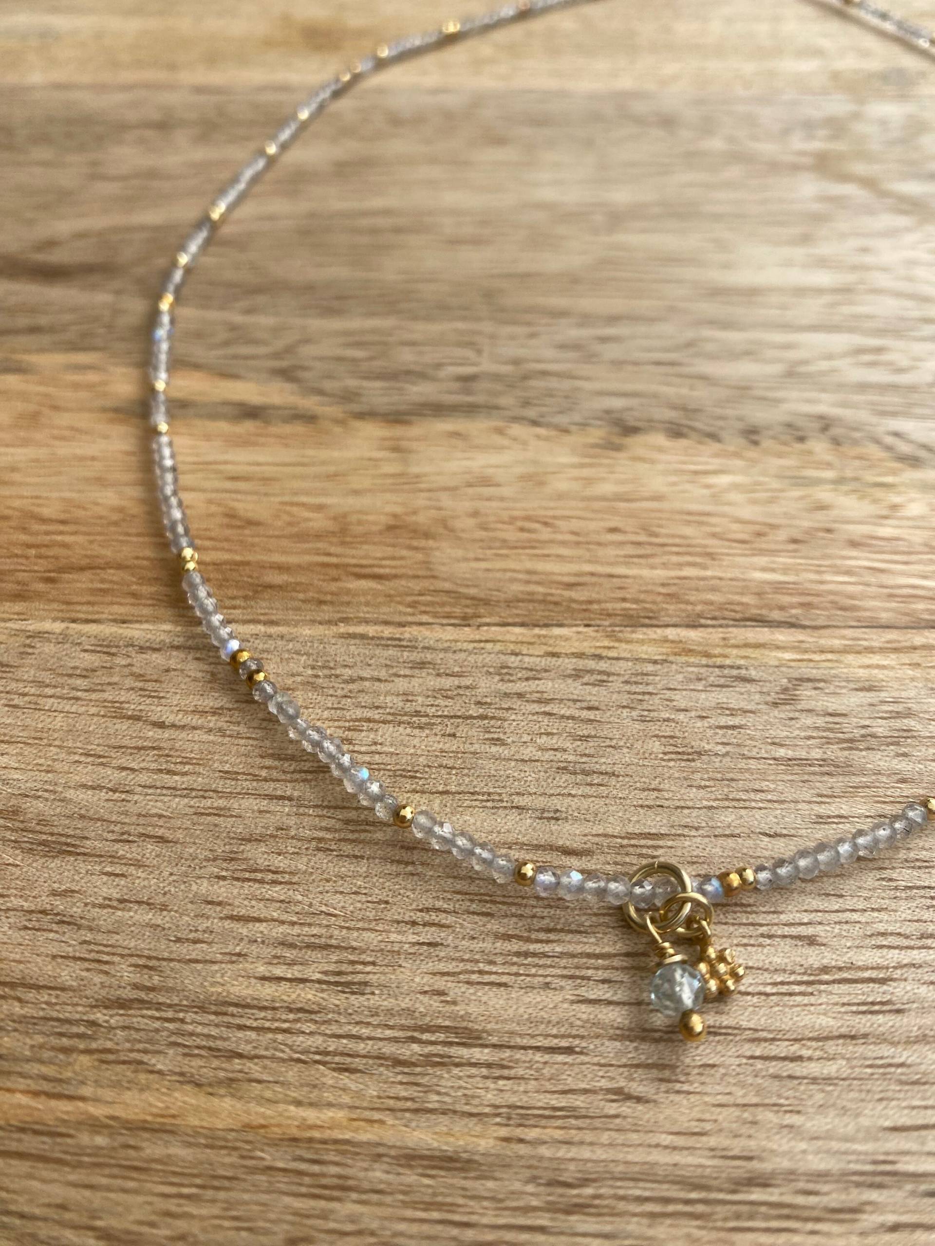 Kette Aus Labradorith Kette Aus Labradorith von KathrinsKettenkram