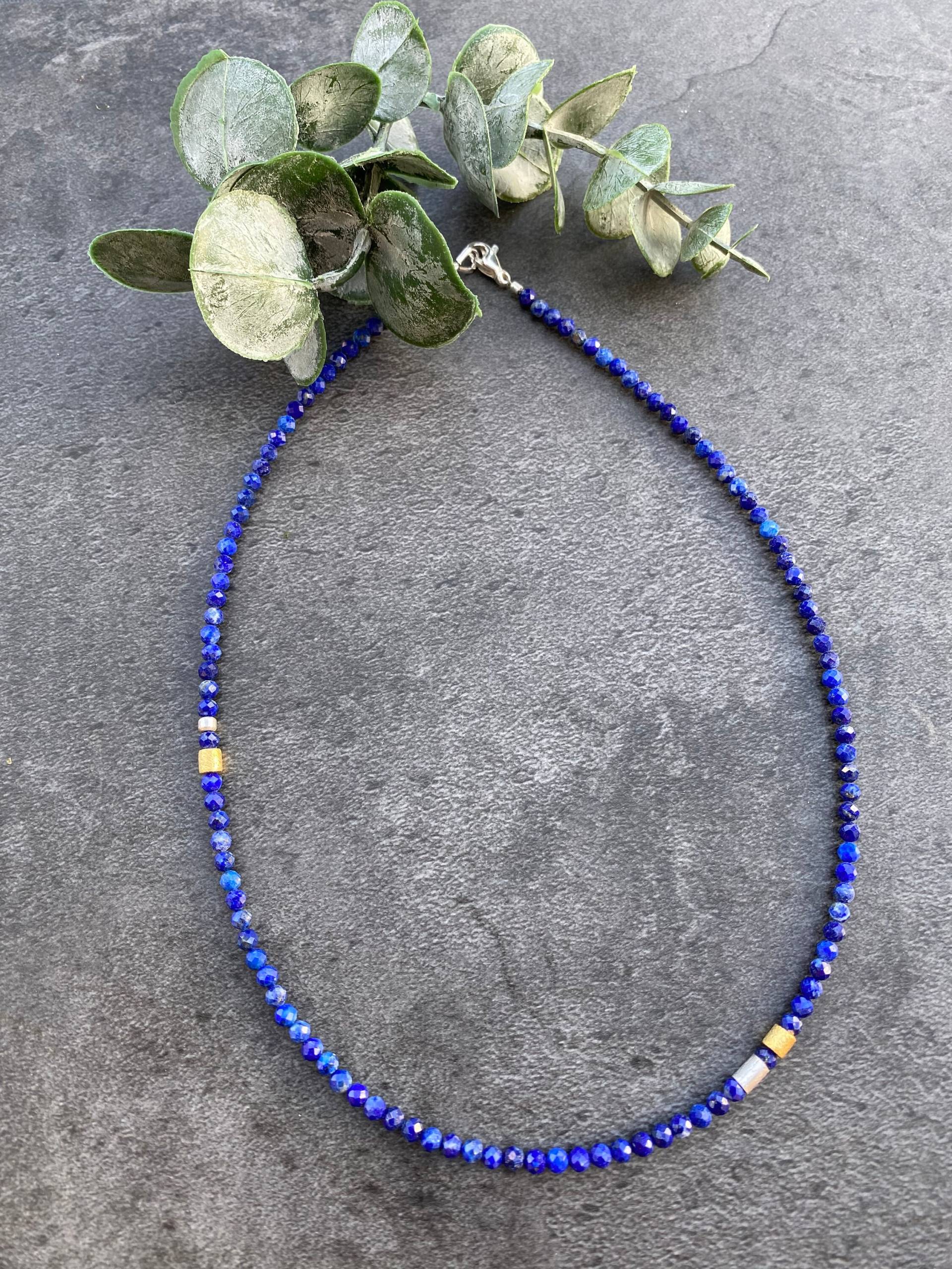 Lapislazulikette Kette Aus Facettiertem Lapislazuli Lapislazulikette Kette Aus Facettiertem Lapislazuli von KathrinsKettenkram