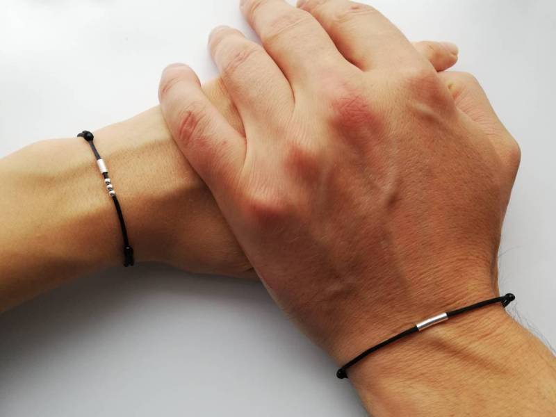 Benutzerdefinierte Paar Geschenk, Morse-Code Paar Armbänder. Personalisiertes Bestes Freundgeschenk, Ferngeschenk, Passendes Paargeschenk von KathrynsBracelet