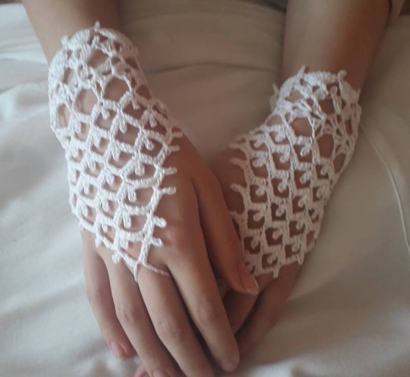 Gehäkelte Brauthandschuhe Hochzeitshandschuhe Fingerlose Handschuhe Frauenhandschuhe Weiße Formale von KatieArtCraft